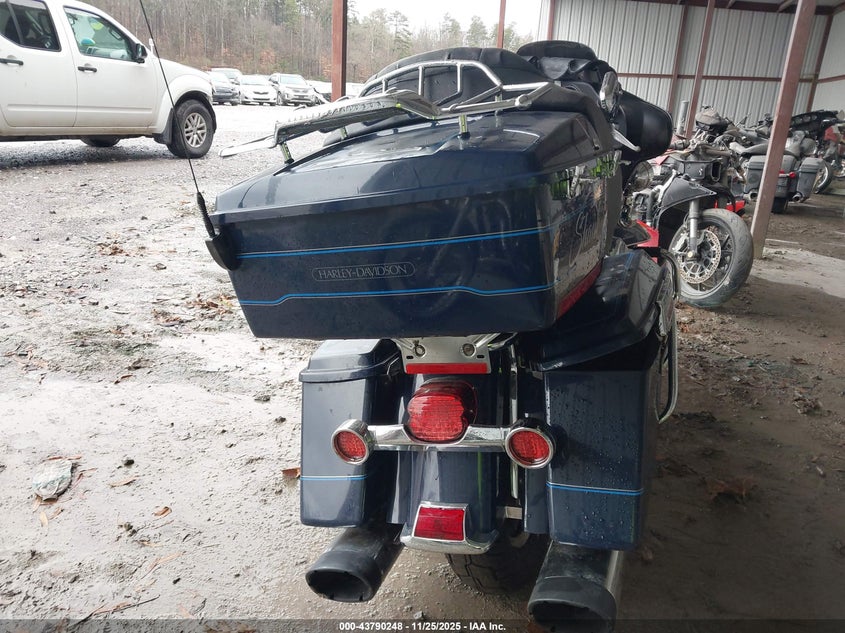 2004 Harley-Davidson Flhtci Shrine VIN: 1HD1FKW194Y626490 Lot: 43790248