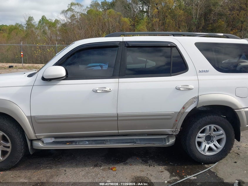 2004 Toyota Sequoia Sr5 V8 VIN: 5TDZT34A54S220076 Lot: 43790336
