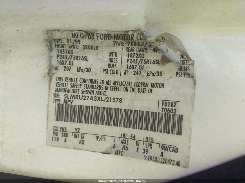 1999 Lincoln Navigator VIN: 5LMRU27A3XLJ21578 Lot: 43790371