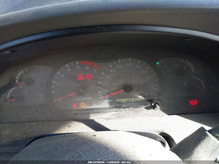 2001 Toyota Sequoia Sr5 V8 VIN: 5TDBT44A71S031741 Lot: 43790394