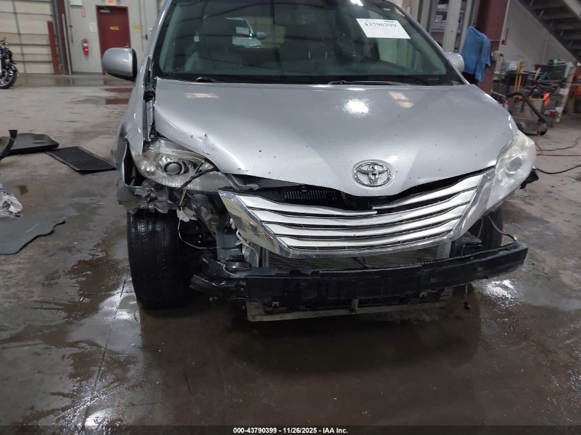 2017 Toyota Sienna Xle 8 Passenger VIN: 5TDYZ3DC1HS829912 Lot: 43790399