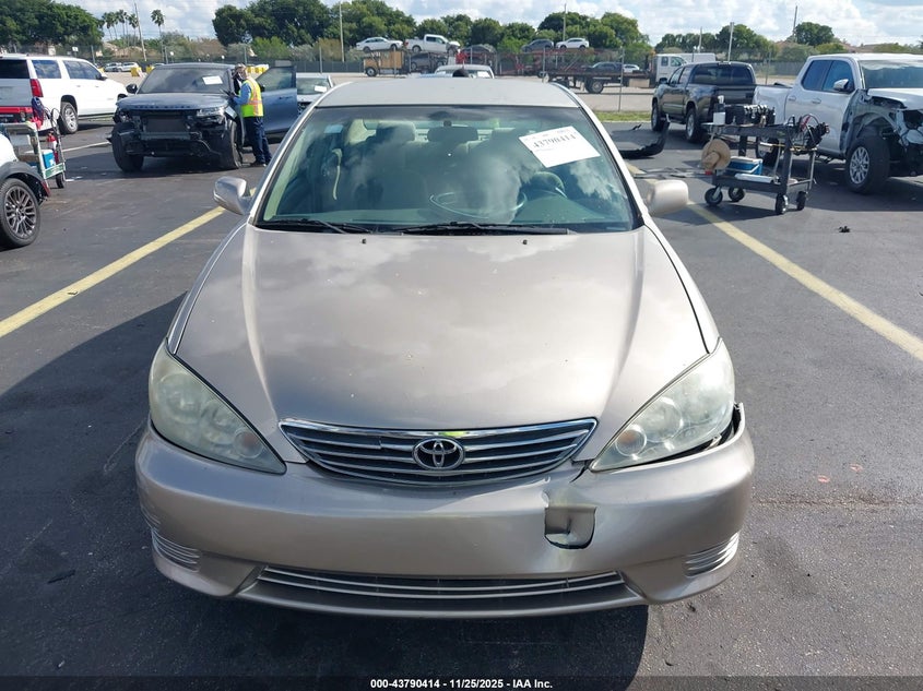 4T1BE32K25U011703 2005 TOYOTA CAMRY photo no. 11