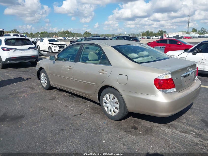 4T1BE32K25U011703 2005 TOYOTA CAMRY photo no. 3
