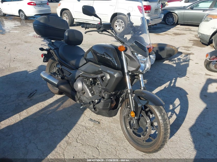 JH2RC6845JK300056 HONDA CTX700 Photo 1