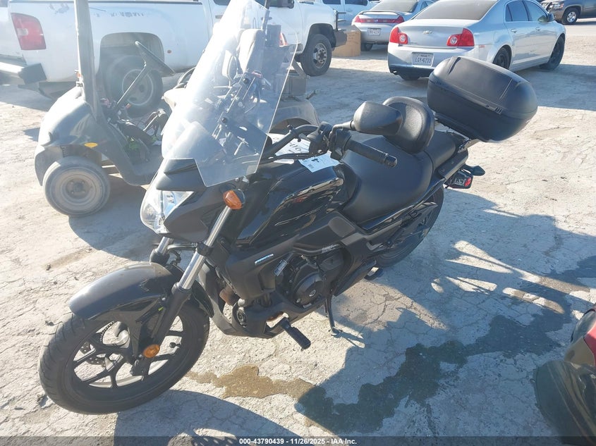 JH2RC6845JK300056 2018 HONDA CTX photo no. 2