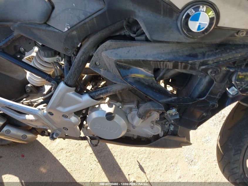 2018 BMW G310 R VIN: WB30G1100JR852317 Lot: 43790460