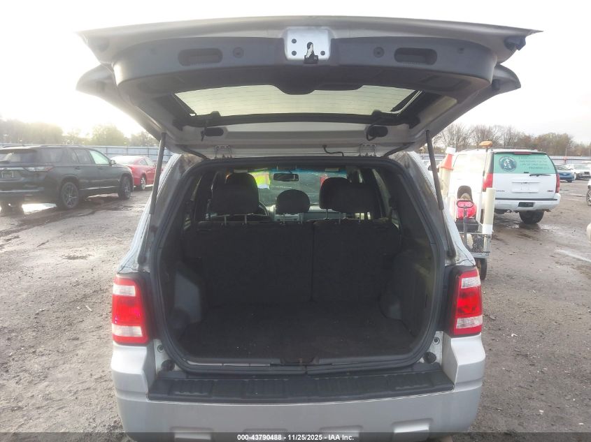 2009 Ford Escape Xlt VIN: 1FMCU03789KC39738 Lot: 43790488