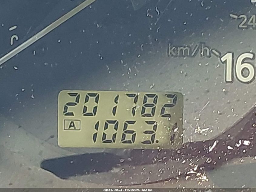 2001 Infiniti I30 Luxury VIN: JNKCA31A11T036751 Lot: 43790524