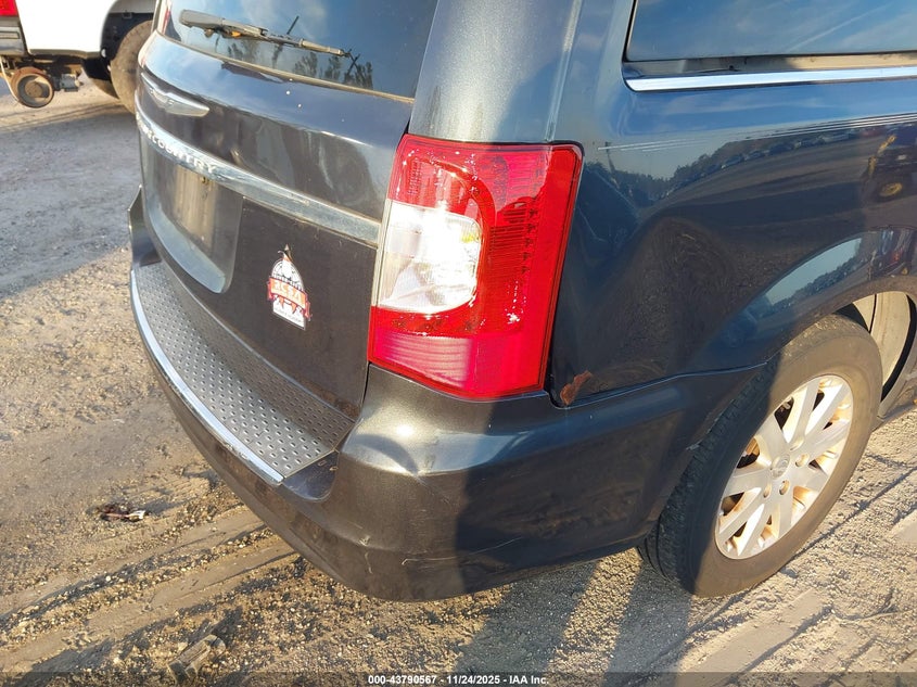 2014 Chrysler Town & Country Touring VIN: 2C4RC1BG4ER255729 Lot: 43790567