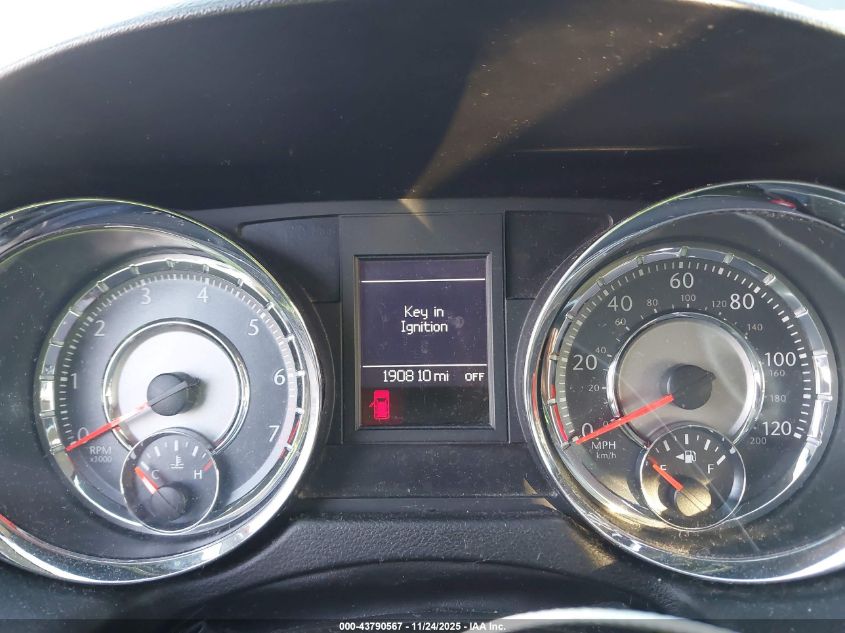 2014 Chrysler Town & Country Touring VIN: 2C4RC1BG4ER255729 Lot: 43790567