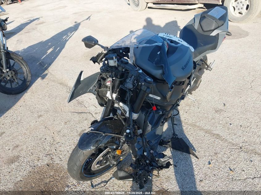 2025 Kawasaki Zx636 K VIN: JKBZXJK11SA009193 Lot: 43790629