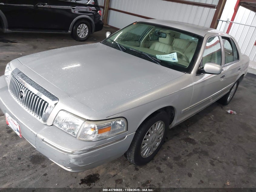 2MEFM75V48X611205 2008 MERCURY GRAND MARQUIS photo no. 2