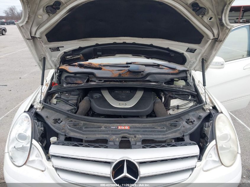2007 Mercedes-Benz R 350 4Matic VIN: 4JGCB65E47A045697 Lot: 43790664