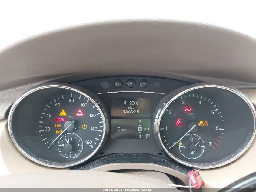 2007 Mercedes-Benz R 350 4Matic VIN: 4JGCB65E47A045697 Lot: 43790664