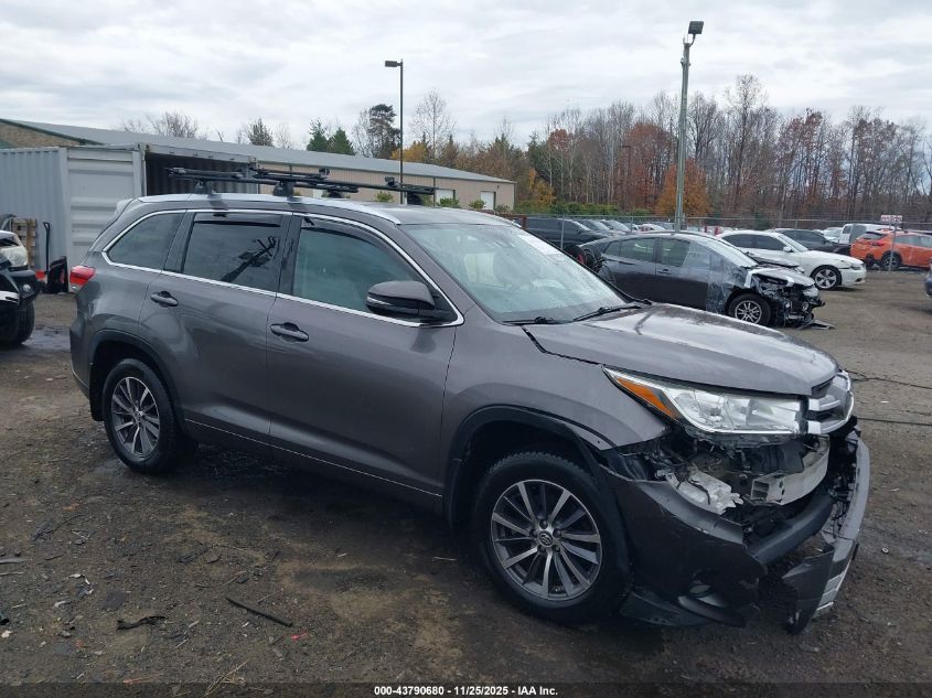 TOYOTA HIGHLANDER XLE