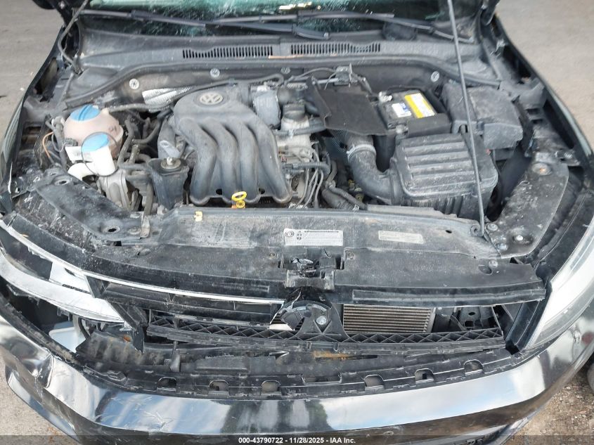 2015 Volkswagen Jetta 2.0L S VIN: 3VW2K7AJ0FM318092 Lot: 43790722