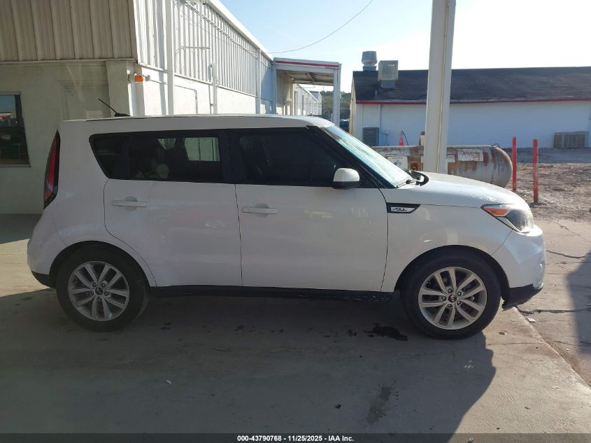 2018 Kia Soul + VIN: KNDJP3A55J7506542 Lot: 43790768