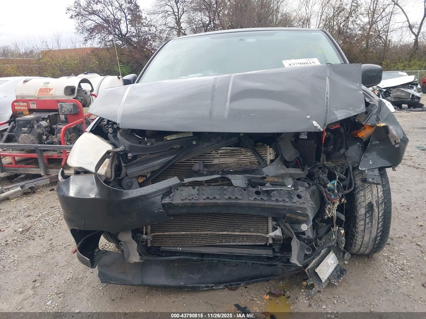 2012 Dodge Grand Caravan Crew VIN: 2C4RDGDG0CR246827 Lot: 43790815