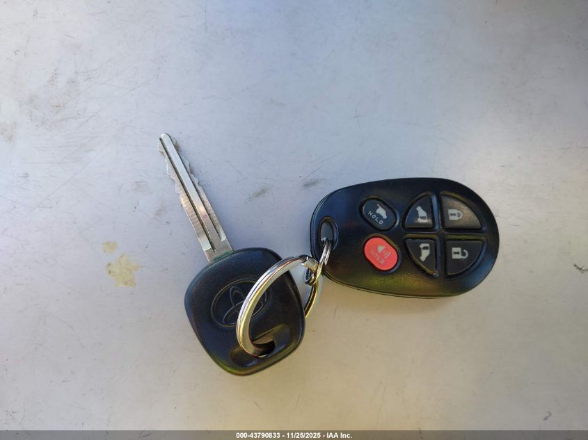 2014 Toyota Sienna Se 8 Passenger VIN: 5TDXK3DC0ES501117 Lot: 43790833