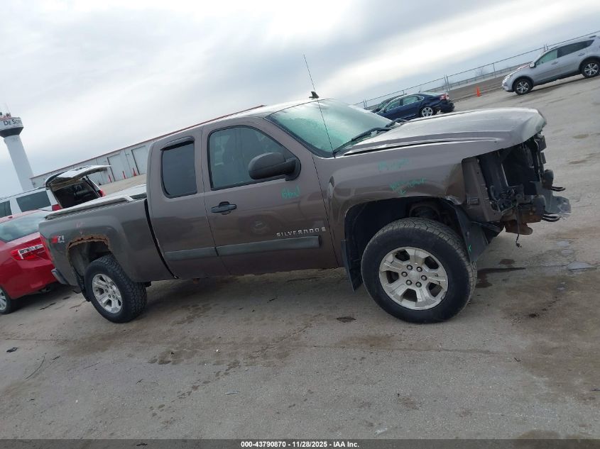 2007 Chevrolet Silverado 1500 Lt1 VIN: 2GCEK190571662342 Lot: 43790870