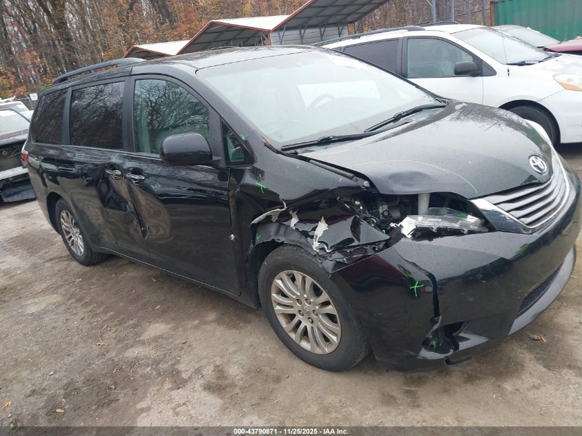 TOYOTA SIENNA XLE 8 PASSENGER