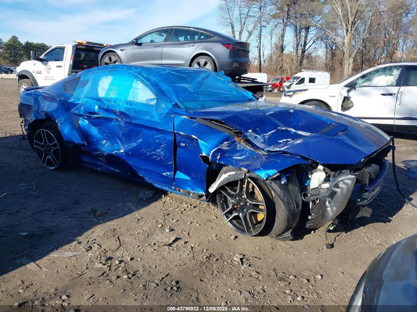 FORD MUSTANG GT