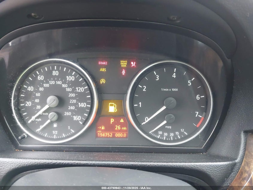 2006 BMW 325I VIN: WBAVB13586KX36255 Lot: 43790943