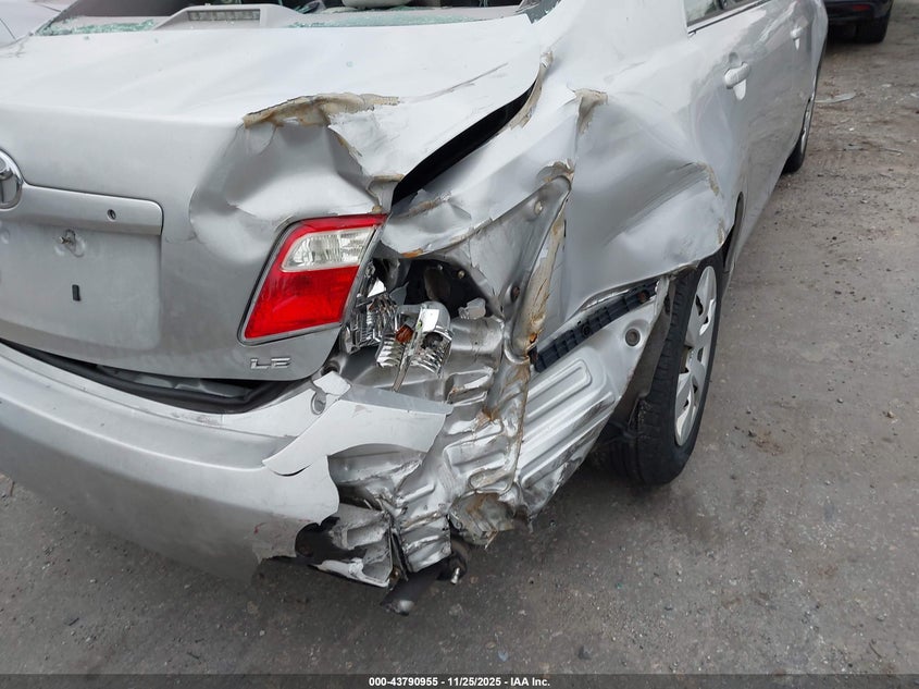 2007 Toyota Camry Le VIN: 4T1BE46K87U017010 Lot: 43790955