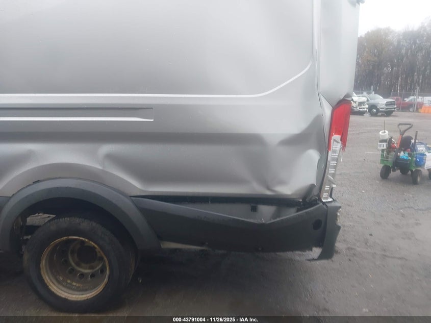 2017 Ford Transit-350 VIN: 1FTBF4XM5HKA30201 Lot: 43791004