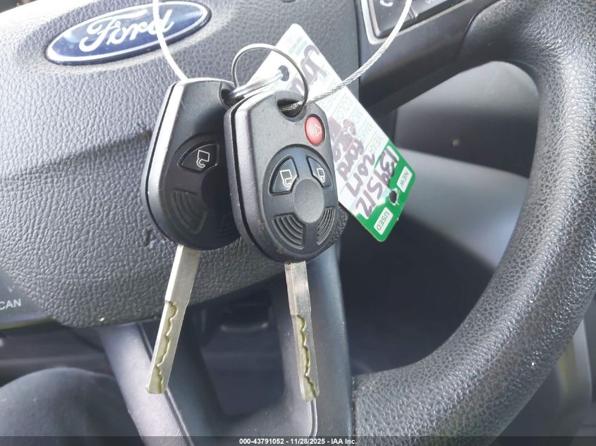 2017 Ford Escape Se VIN: 1FMCU9GD8HUC19934 Lot: 43791052