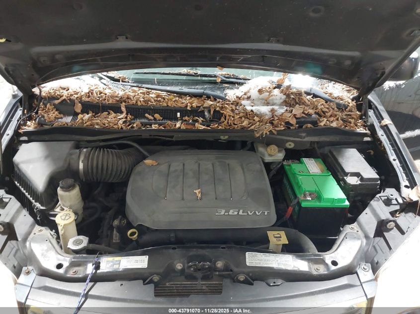 2013 Chrysler Town & Country Touring VIN: 2C4RC1BG5DR649125 Lot: 43791070