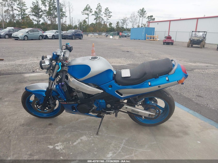 1998 Kawasaki Zx600 E VIN: JKAZX4E12WB513558 Lot: 43791168