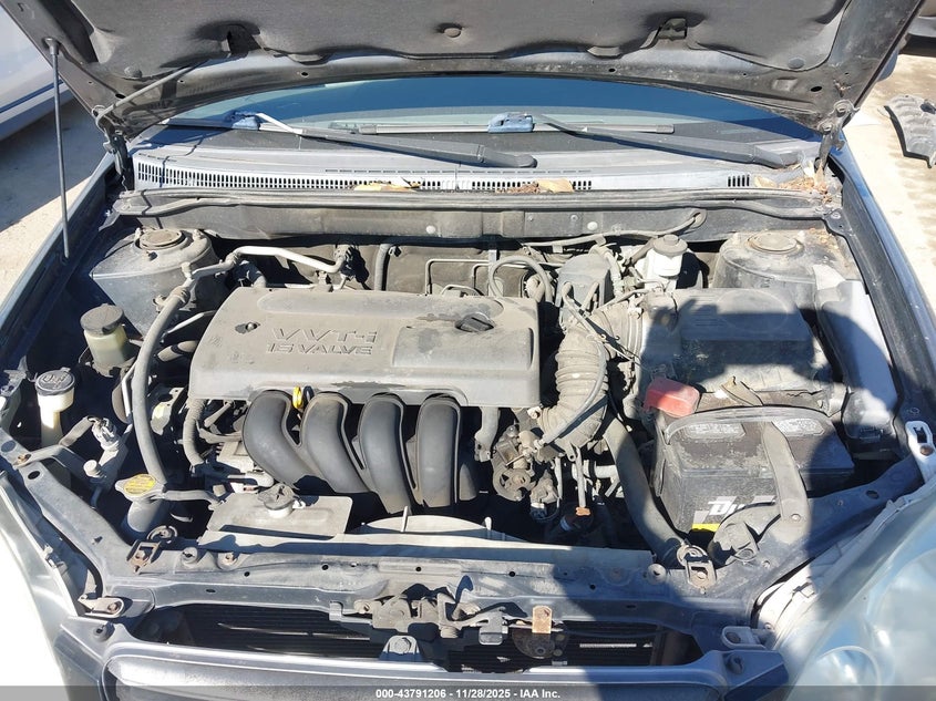 2004 Toyota Corolla Le VIN: JTDBR32E642028761 Lot: 43791206