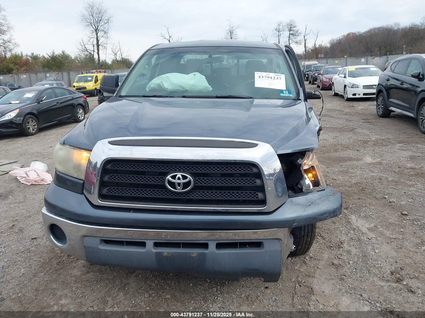 2008 Toyota Tundra Base 4.7L V8 VIN: 5TFRT54198X022631 Lot: 43791237