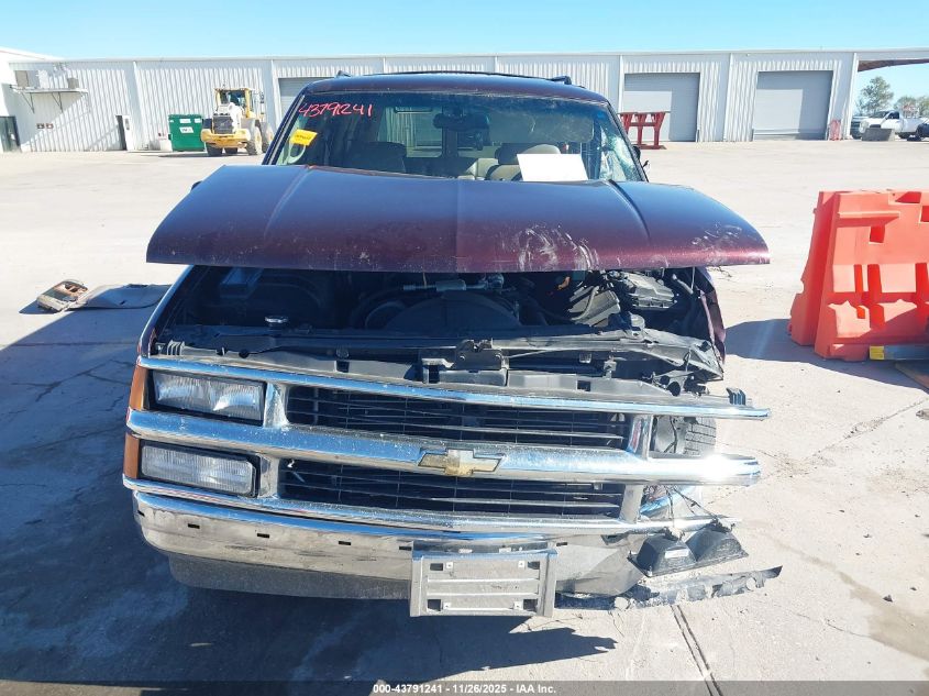 1997 Chevrolet Suburban 1500 VIN: 3GNEC16R7VG149539 Lot: 43791241