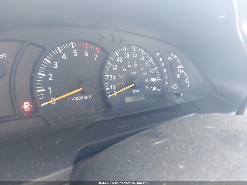 2004 Toyota Tundra Sr5 V8 VIN: 5TBDT44184S463552 Lot: 43791292