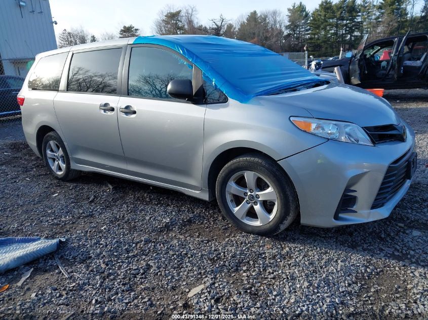 TOYOTA SIENNA L