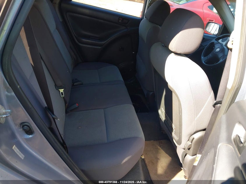 2003 Toyota Matrix Standard VIN: 2T1KR32E93C163748 Lot: 43791366