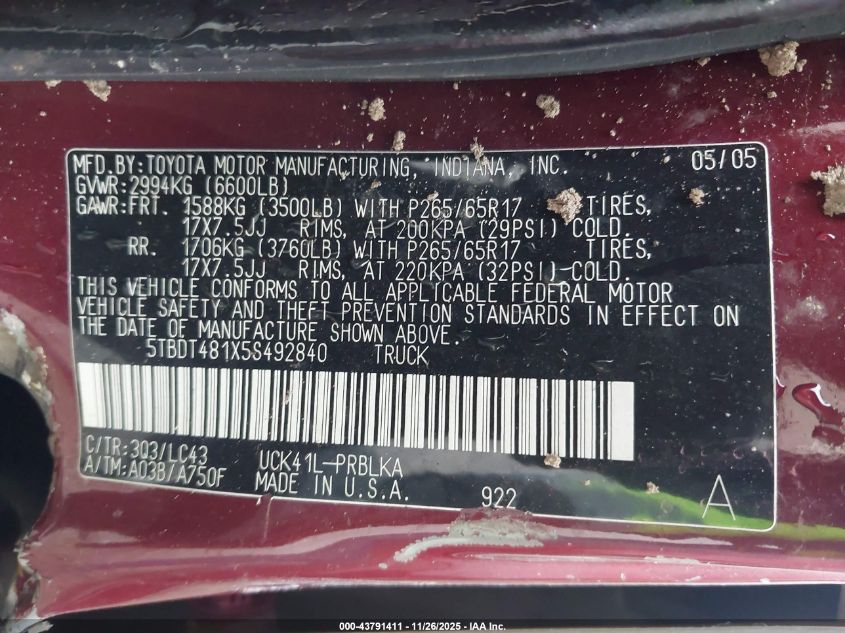 2005 Toyota Tundra Limited V8 VIN: 5TBDT481X5S492840 Lot: 43791411