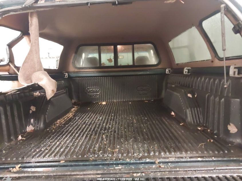 1995 Ford F150 VIN: 1FTEX15N6SKB10666 Lot: 43791421