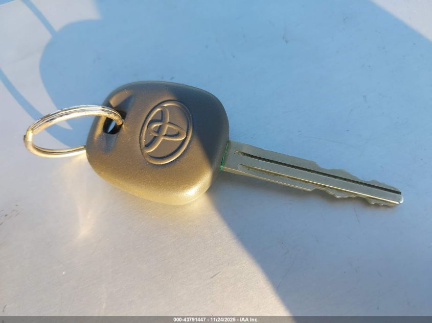 2008 Toyota Camry Le VIN: 4T1BE46K58U221216 Lot: 43791447