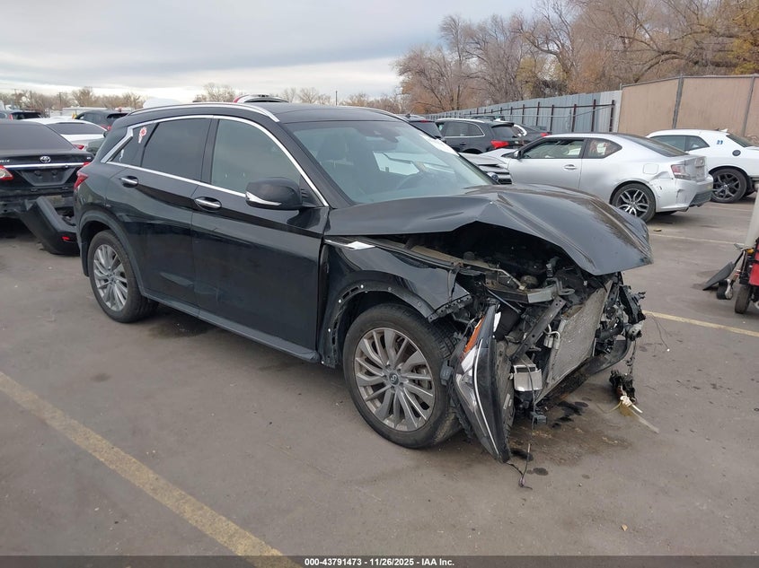 INFINITI QX50 LUXE AWD
