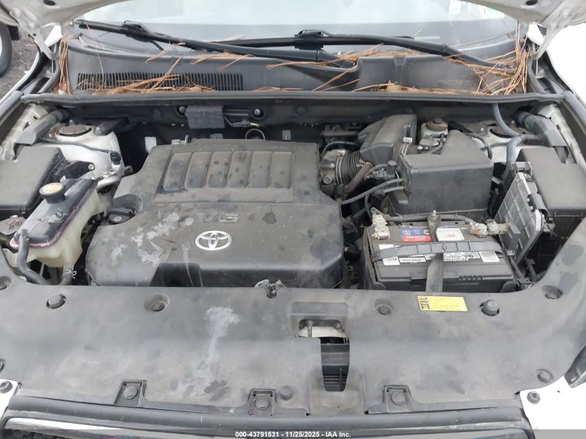 2007 Toyota Rav4 Limited V6 VIN: JTMBK31VX75017917 Lot: 43791531