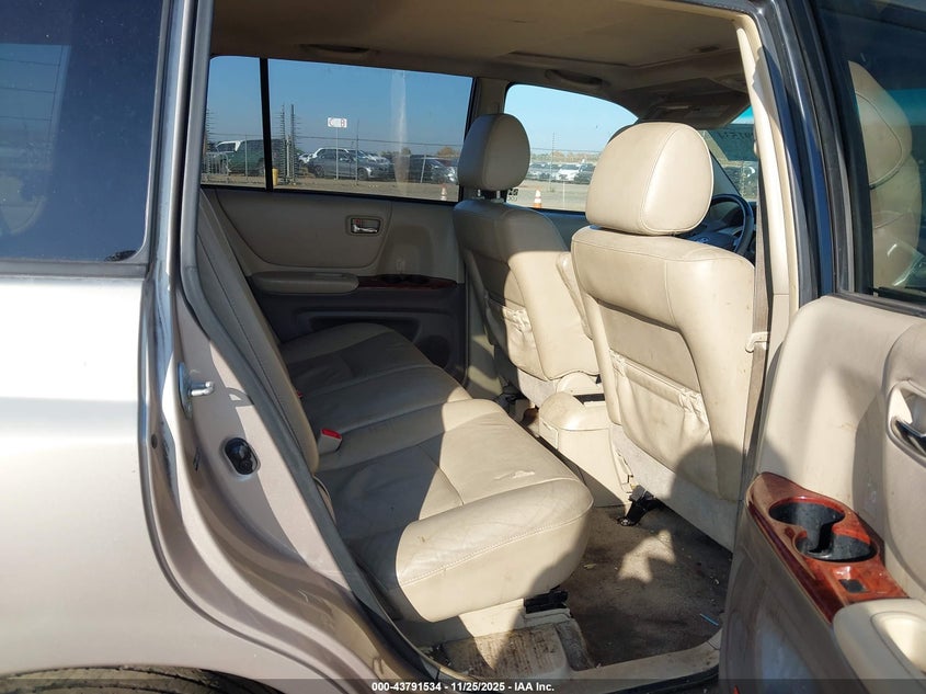 2005 Toyota Highlander Limited V6 VIN: JTEDP21A850077766 Lot: 43791534