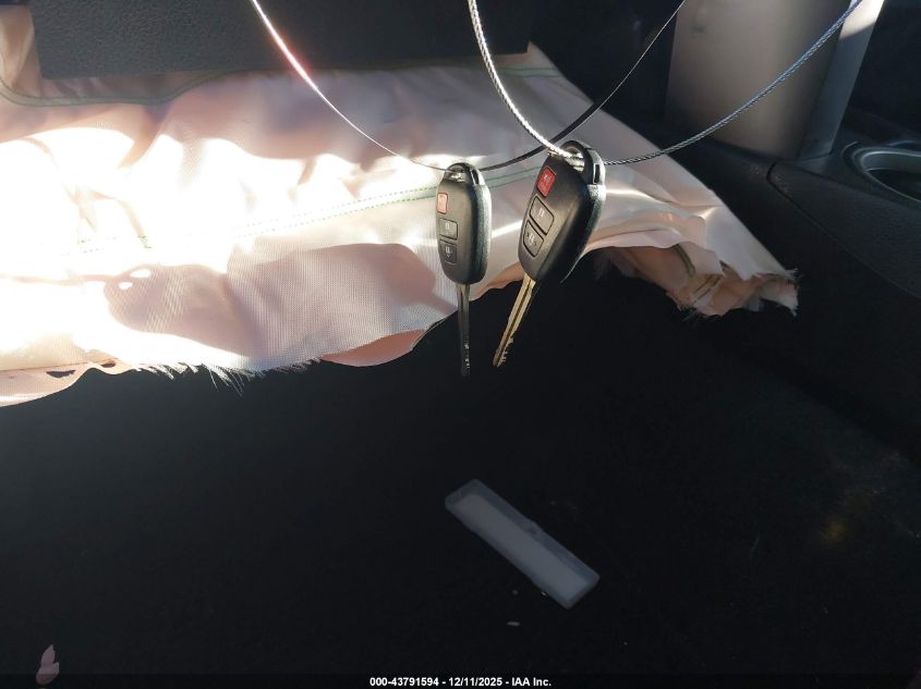 2016 Toyota Rav4 Le VIN: 2T3ZFREV4GW308518 Lot: 43791594