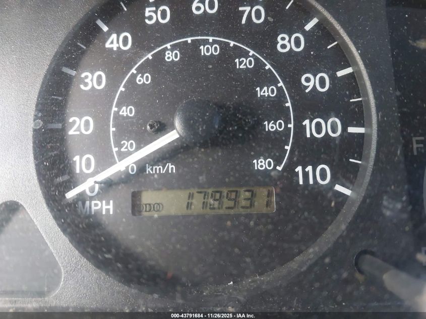 2000 Chevrolet Prizm Lsi VIN: 1Y1SK5287YZ404709 Lot: 43791684