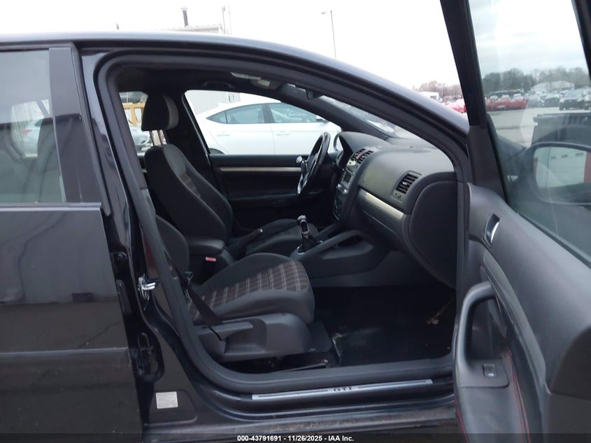 2009 Volkswagen Gti 4-Door