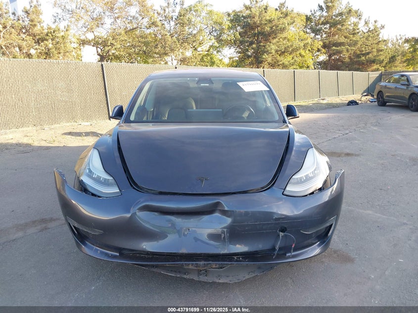 2018 Tesla Model 3 Long Range/Performance VIN: 5YJ3E1EB1JF128751 Lot: 43791699
