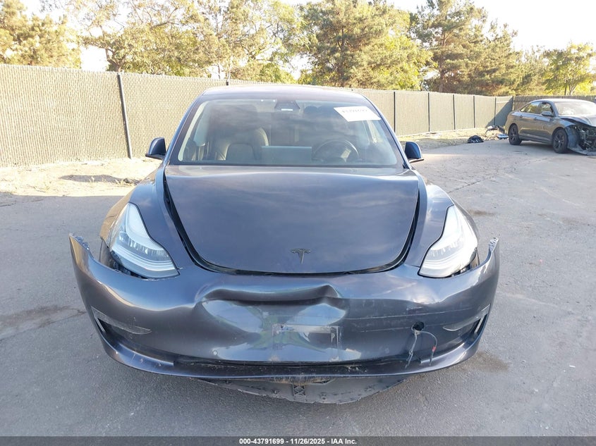 2018 Tesla Model 3 Long Range/Performance VIN: 5YJ3E1EB1JF128751 Lot: 43791699