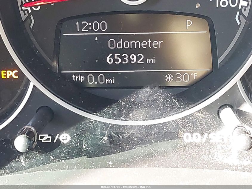 2018 Volkswagen Beetle 2.0T Coast/2.0T S VIN: 3VWFD7AT3JM710862 Lot: 43791706